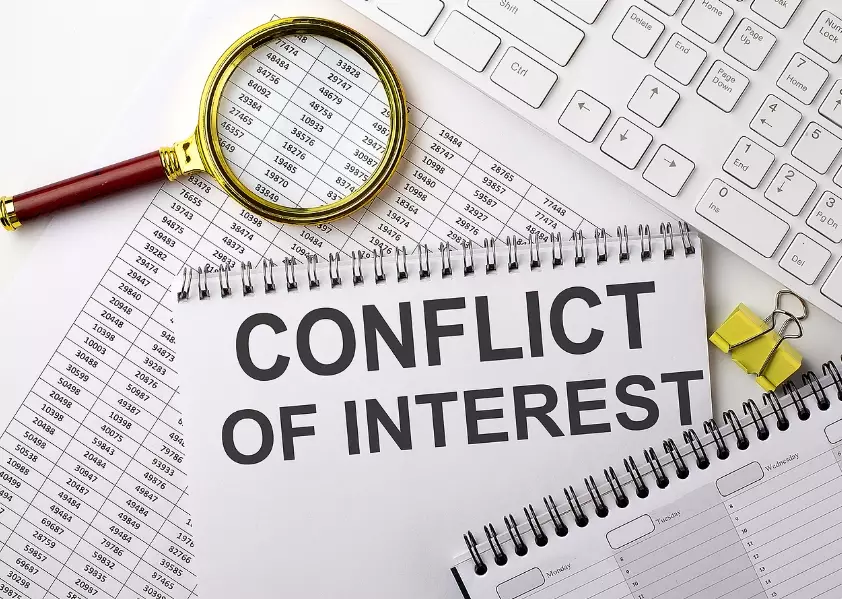 conflict of interest examples