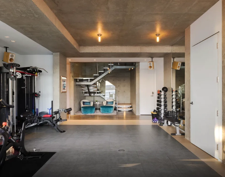 pari passu vs. subordination pari passu vs. subordination